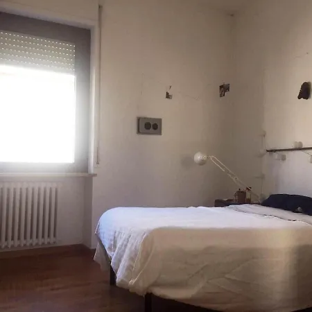 Camera privata in centro a Verona *